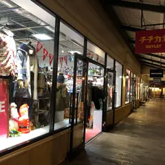 チチカカ あみプレミアムアウトレット