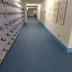 台東区リバーサイドスポーツセンター 屋外プール