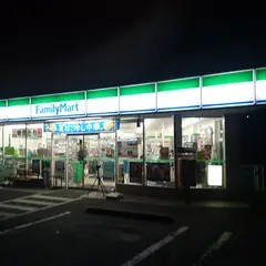 ファミリーマート 取手白山店