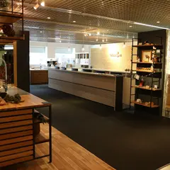 ウッドワンプラザ新宿