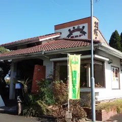 黒豚の館