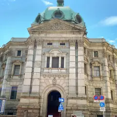 神奈川県立歴史博物館（旧横浜正金銀行本店本館）