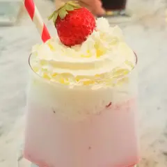 Salon de Louis Jewelry Cafe (サロンド ルイ ジュエリーカフェ)