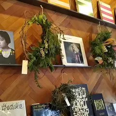 nostos books（古書ノストス）