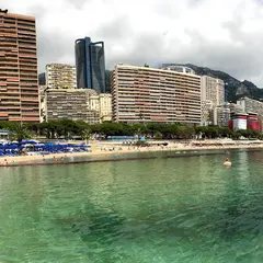 プラージュ・デュ・ラルヴォット（Plage du Larvott）