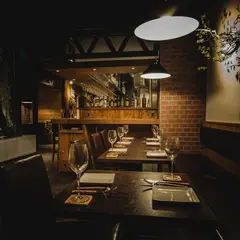 プロースト東京 ソーセージ＆燻製バル 秋葉原店
