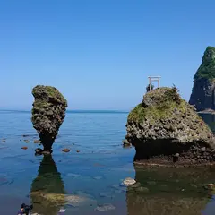 えびす岩と大黒岩