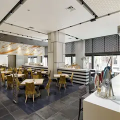 ダイニング・カフェ「ベルテンポ」