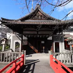 誕生水弁財天社（六孫王神社末社）