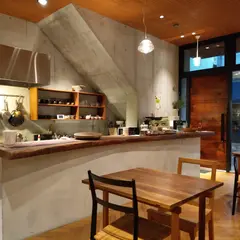カフェ ブラディーポ