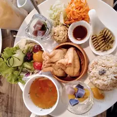 カフェ・ヴァリオ（樹林館）