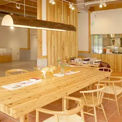 恋する豚研究所コロッケカフェ