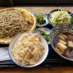 〆蕎麦フクロウ