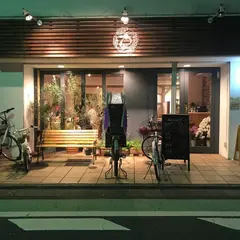 [78]Sept et huit(セット エ ユイット)