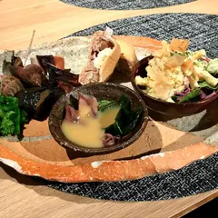 寅辰午戌はやし