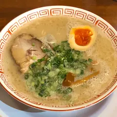 豚骨ラーメン だるま大使 本店
