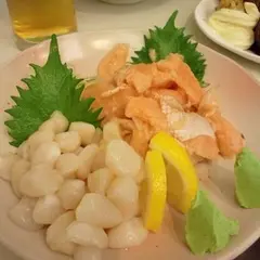 鉄火丼 鶴 中央通り店