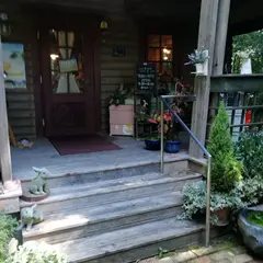りとるびーはうす