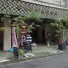 HYBRID ハイブリッド