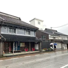 山町筋（土蔵造りの町並み）