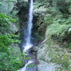 虹の滝
