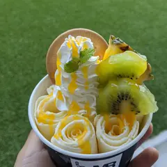 マンハッタンロールアイスクリーム 立誠ガーデンヒューリック京都店