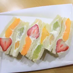 フルーツパーラー ヤオイソ