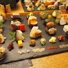 AWOMB 烏丸本店