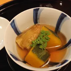 山荷葉