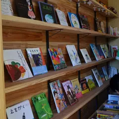 絵本屋Polaris