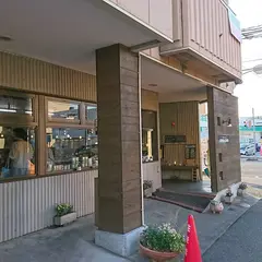 パンファクトリーシュシュ