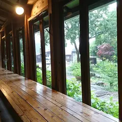チーズハウス ヤルゴイ