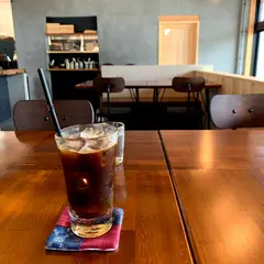 Clay Coffee & Gallery