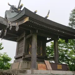 男体山