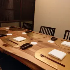 日本料理 楽只