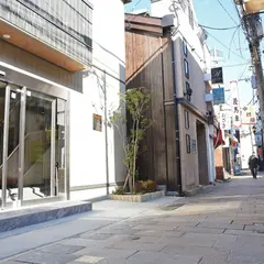 Ambiera銅座