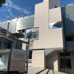 岡山県立美術館