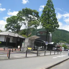 駅レンタカー九州 由布院駅レンタカー営業所
