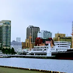 乾汽船 山下埠頭倉庫