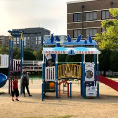 大濠公園 東側児童遊園（くじら公園）