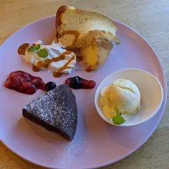 Oak cafe