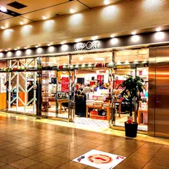 HAPiNS CoCoLo長岡店