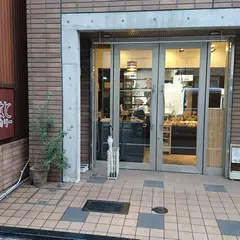 しろはとベーカリー