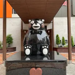 くまモンの石像