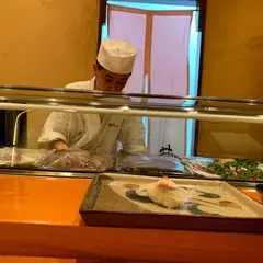 鮨井上
