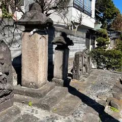 庚申塔群