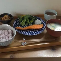 朝食屋COBAKABA（コバカバ）