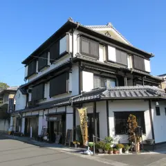 嵯峨豆腐三忠 城陽本店
