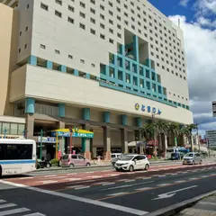 とまりん