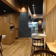 ザ・ステーション カフェバー